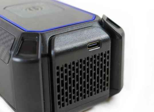 Компрессор портативный аккумуляторный KRAISSMANN TRF 121 (8,3 бар/120 PSI, USB-C) 2307003 фото