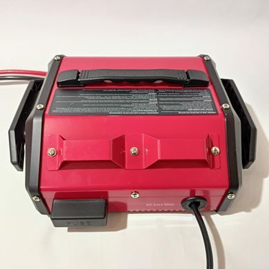 Пуско-зарядное устройство для аккумуляторов Ultimate Speed ULG 17 A1 2025 г. (17 A, 250 Ач) ULG 17 A1 2025 фото