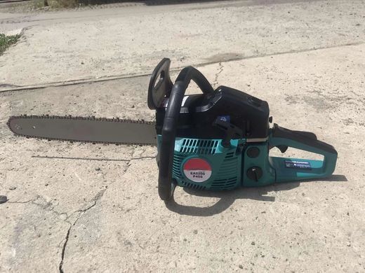 Бензопила Makita EA5200 P45S &mdash; 3,6 кВт, 52 см&sup3;, шина 45 см, надійна пила + комплект EA5200p45S фото